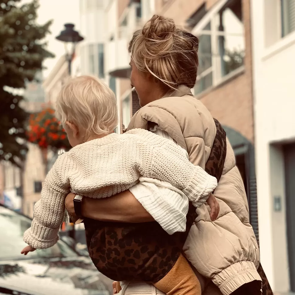Wildride Porte Bébé>Porte-bébé pour Grand Enfant - Léopard Marron