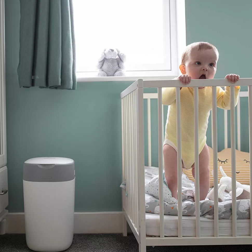 Tommee Tippee Couche>Starter Pack Poubelle à Couches Twist & Click + 6 Recharges - Blanc